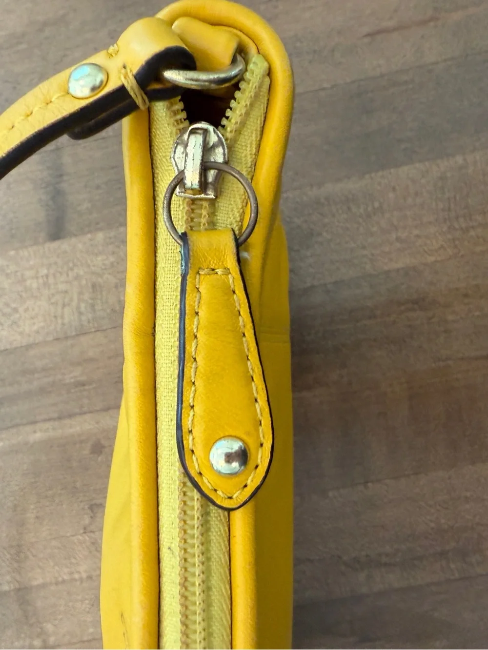 Coach pre loved